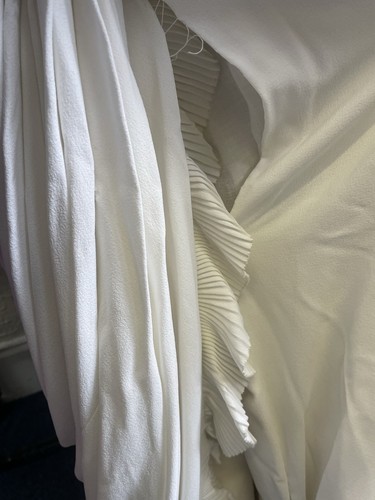 Vintage Larry Ross London W.1. Draped Pleated Wedding Dress With Train - Picture 13 of 14