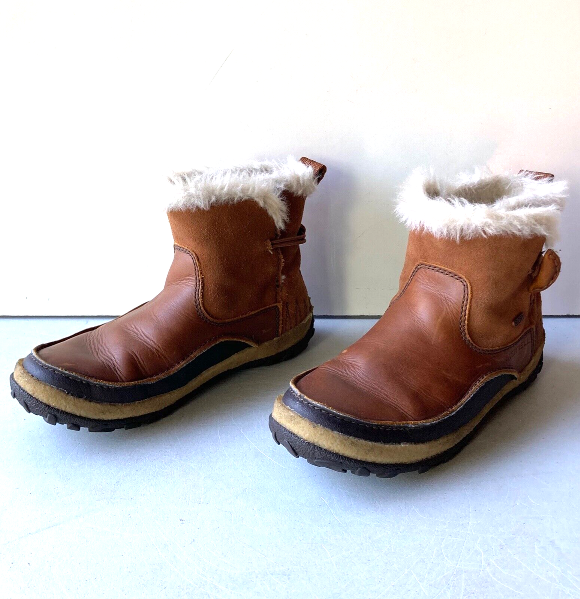 Merrell Women's Tremblant Pull-On Polar Waterproof 200 Gram Suede