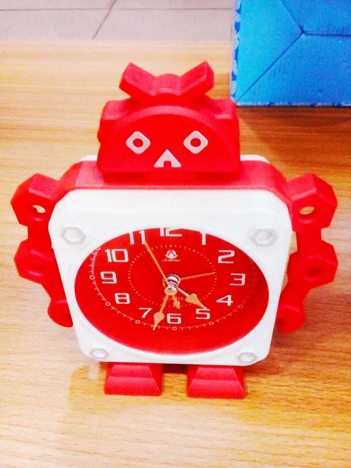 Alarm Clock Square Cute Battery Bedside Desk Low Noise Quiet Portable Home Decor - Image 2 of 4