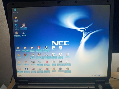 NEC Retro Gaming Laptop - Working - WIN XP - 40Gb HD - Picture 6 of 18
