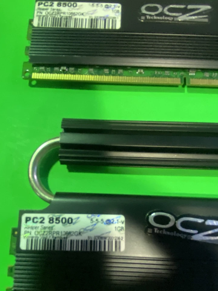 4 GB of RAM - PC2 8500 (4 x 1 GB) - Image 3 of 4