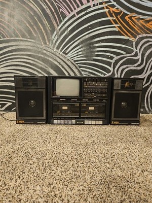Soundesign Vintage AM/FM Stereo Receiver Television Combo Unit w/ 2 Way Speakers