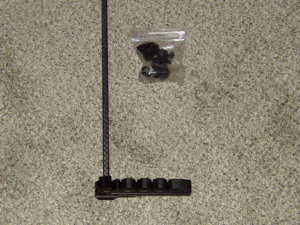 NEW LEFT Handed Mathews Low Pro series Detachable 5 Arrow Quiver- Shale LowPro - Image 4 of 4