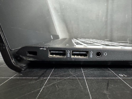HP Pavilion Power 15-cb077nr - Core i7-7700HQ - GTX 1050 - 16GB RAM - 256GB SSD - Picture 5 of 6