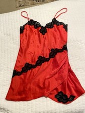 Victoria's Secret VTG Gold Label Slip Chemise Lingerie Red Lace Satin Small