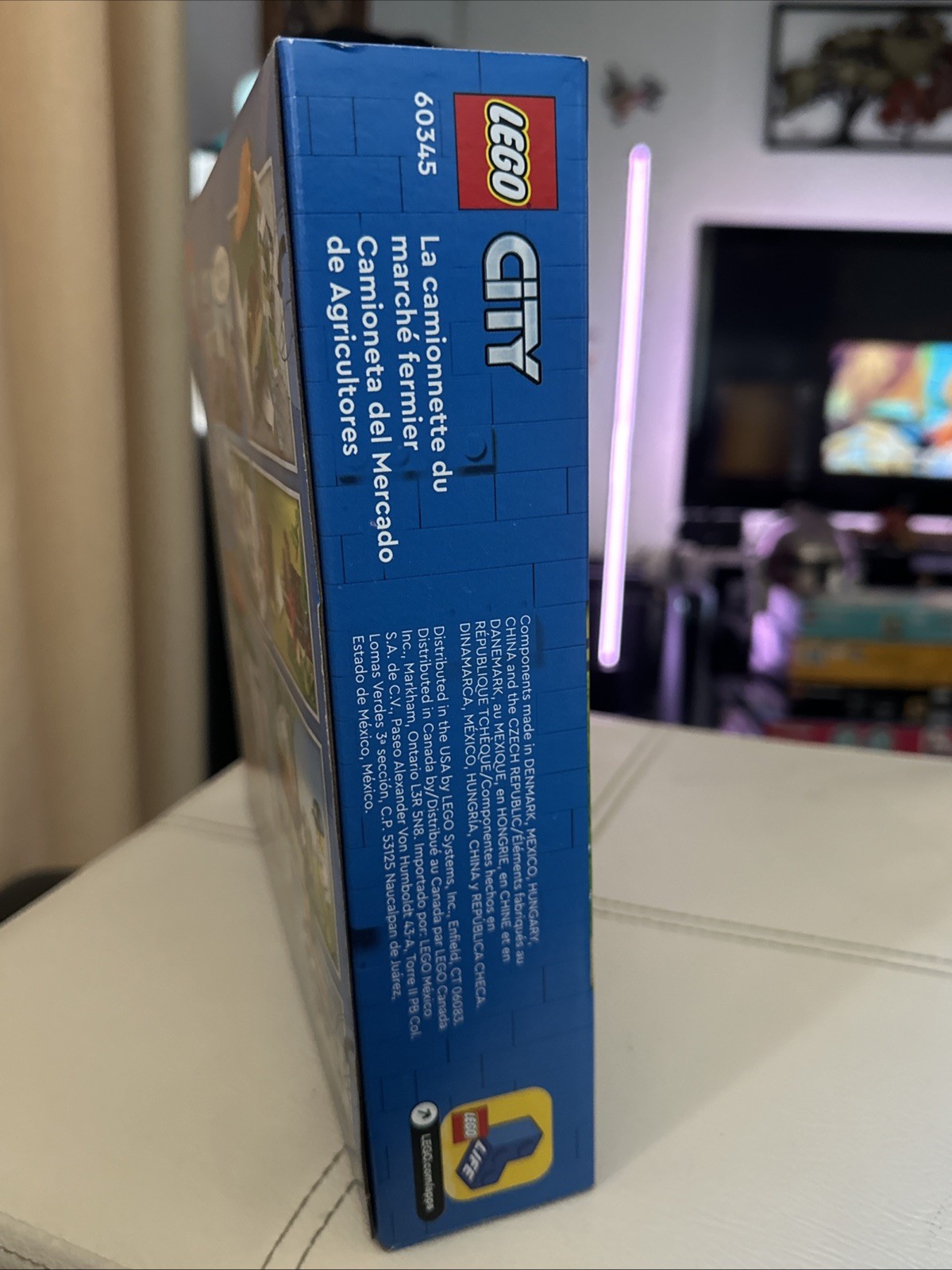 LEGO CITY: Farmers Market Van (60345) Retired - New Sealed Original Box thumbnail 4