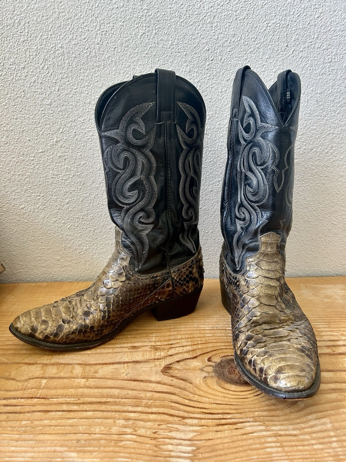 TWO PAIR VTG Dan Post Back Cut Python Snakeskin C… - image 14