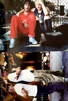 絶版‼️ ALAIN LEVITT: NYC 2000-2005 Alain Levitt: NYC 2000-2005 by Alain Levitt | Village. Leeds, UK