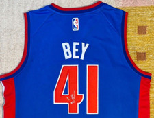Saddiq Bey Signed Autograph Detroit Pistons NBA Jersey Villanova USA