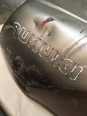 1991-1993 SUZUKI GSX 1100 G OEM FUEL PETRO GAS TANK 44100-26D30