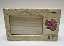CBS Designs 2001 Picture Frame 6x4 & 3 White Noise Sounds Cornus Florida Flower