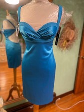 Faviana Turquoise Prom Evening Special Occasion stretch Dress size Medium