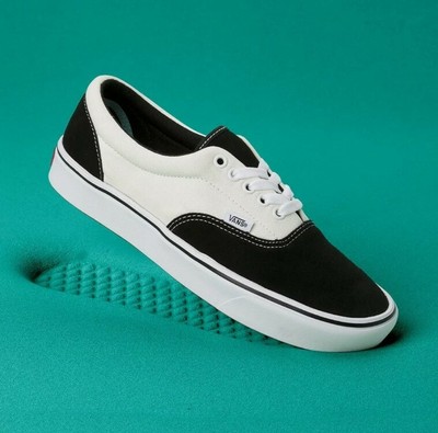 vans comfycush black white