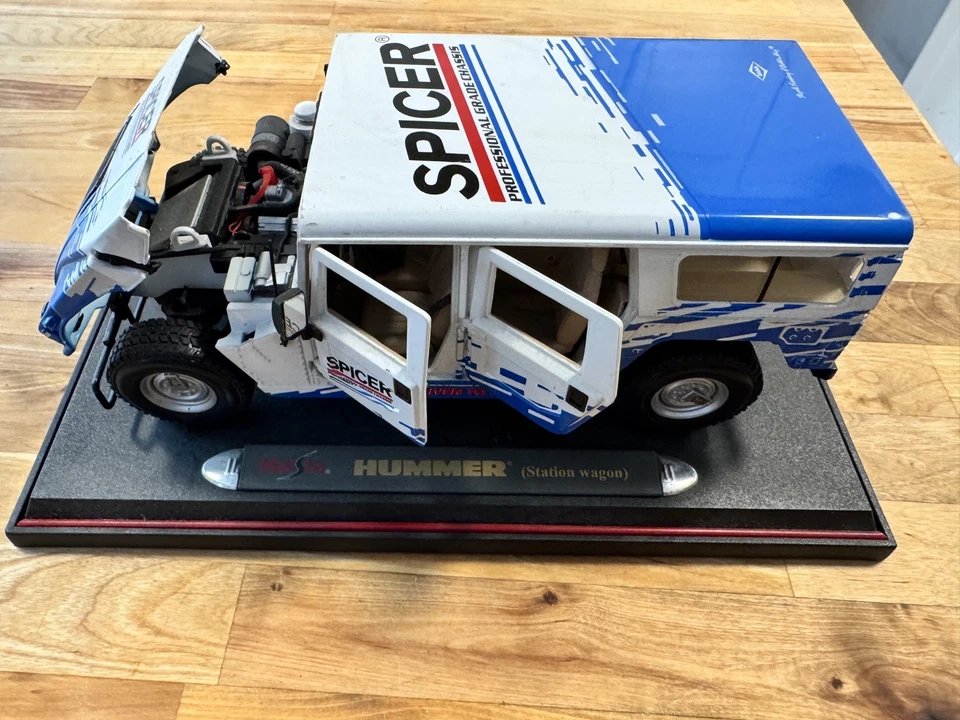 Maisto Hummer H1 Spicer Drivetrain / Chassis Products 1:18 Diecast SUV Car - Image 3 of 3