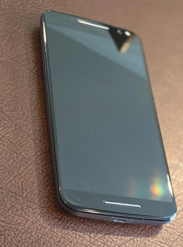 Motorola Moto X Pure Edition Black/Dark Gray - 16GB (Unlocked) Smartphone - Image 3 of 4