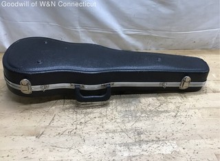 E.R. Pfretzschner Model 31C 3/4 Size Violin Outfit with Bow and Hard Case