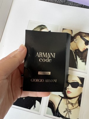 Armani code Parfum Pour Homme Giorgio Armani Sample Spray 0.04oz / 1.2ml