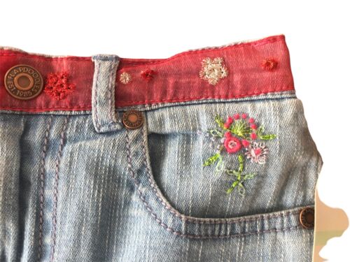NEW FLAPDOODLES Denim Ruffle Skirt 4T Secret Garden Floral Jean Shorts HT21510 - Picture 2 of 8