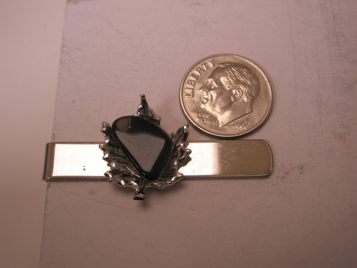 Maple Leaf & Agate Vintage Tie Bar Clip canada View 2