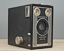 NICE Antique Brownie Target Six-16 Box Camera Kodak Eastman 616 Film Old Vintage
