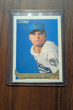 1993 Topps - Trevor Hoffman #572 - GOLD - RC - HOF - NM - FREE SHIPPING