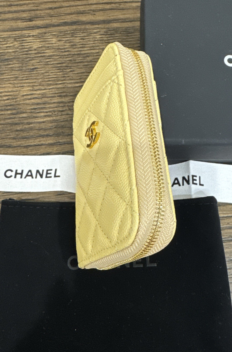 シャネル財布 CHANEL 21S CLASSIC ZIPPED Coin Wallet Card Holder Grained Calfskin
