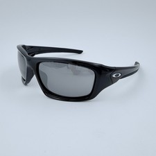 NEW Oakley Valve Sunglasses OO9236-01 Polished Black / Black Iridium Lenses