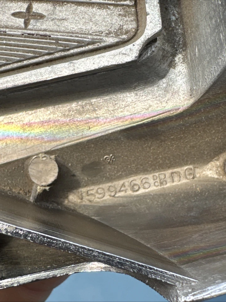 ✨ Granero Find ✨ Dodge Coronet 1955 personalizado Royal Lancer V8 maletero medallón nuevo de stock Foto 3 de 4