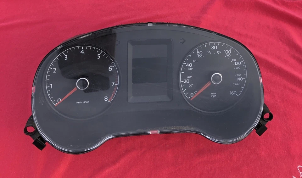 Medidor de velocímetro OEM se adapta a: VW Jetta Cluster Sdn 2011-12 exc. estado. Gasolina City Foto 3 de 4