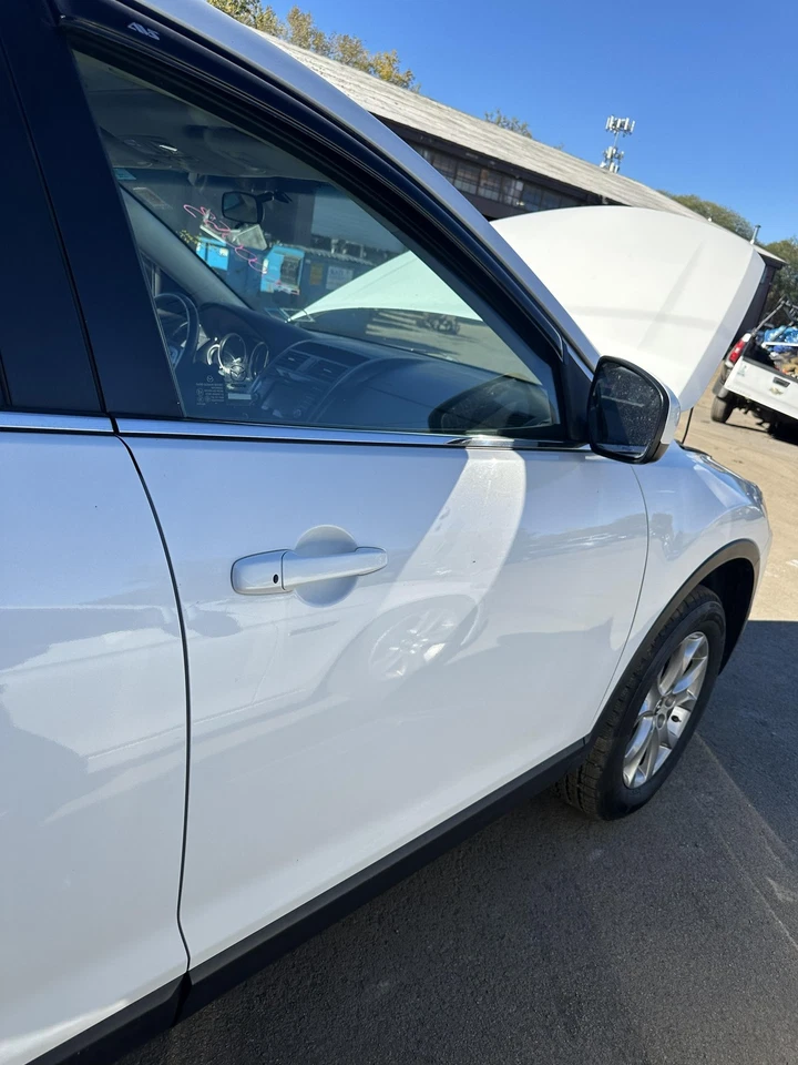 Used Front Right Door Assembly Front fits: 2014 Mazda CX-9 Front Right Grade A Foto 2 de 4