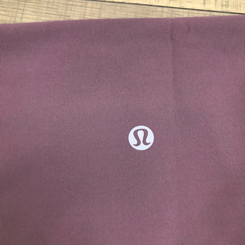 Lululemon Wonder Under Crop ll Leggings Size 6 ? Roll Down Scallop Yoga Gym - Image 3 of 4