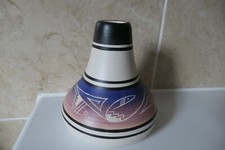 NATIVE AMERICAN NAATSILID NAVAJO POTTERY 12.5CM VASE -ETCHED FISH IN WATER DECOR