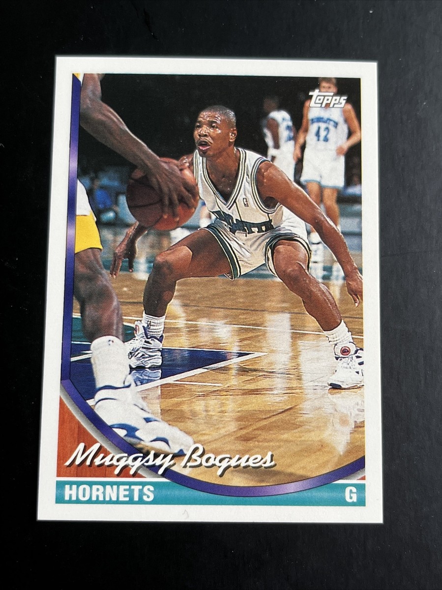 1993-94 Topps Muggsy Bogues #9 Charlotte Hornets Basketball NBA C3