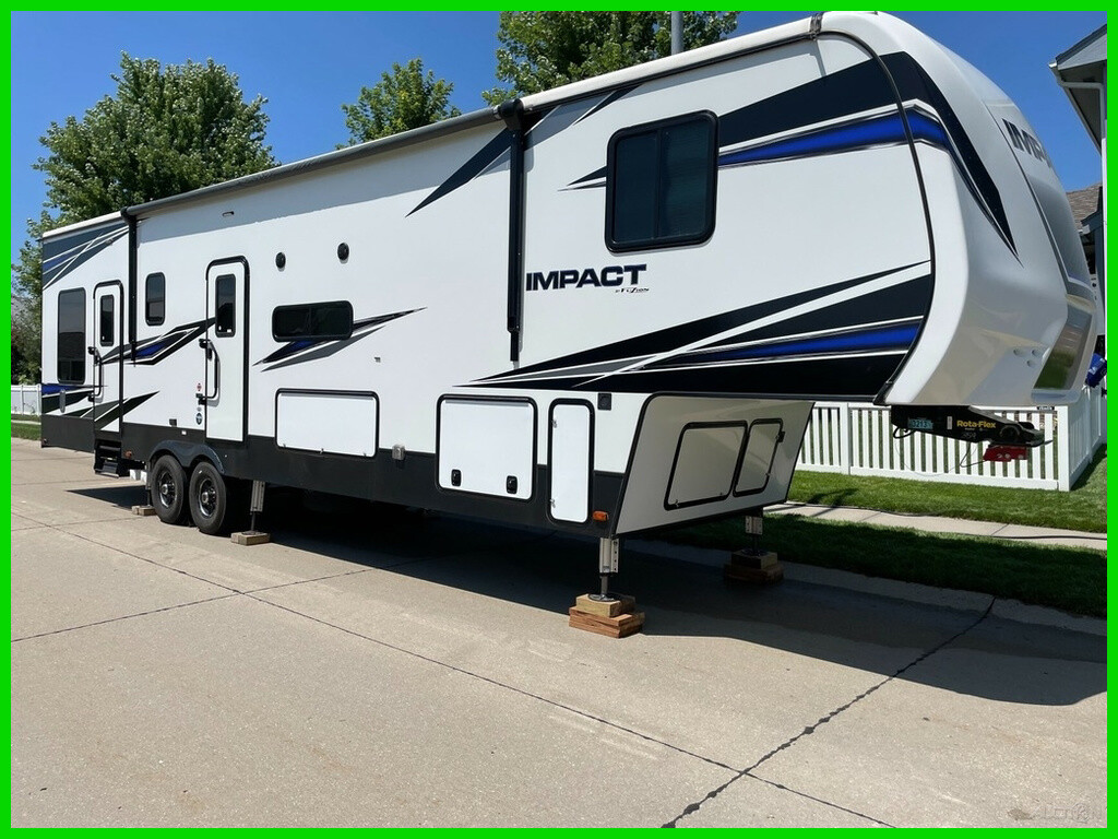 2020 Keystone Impact 359 39' Toy Hauler King Bed eBay