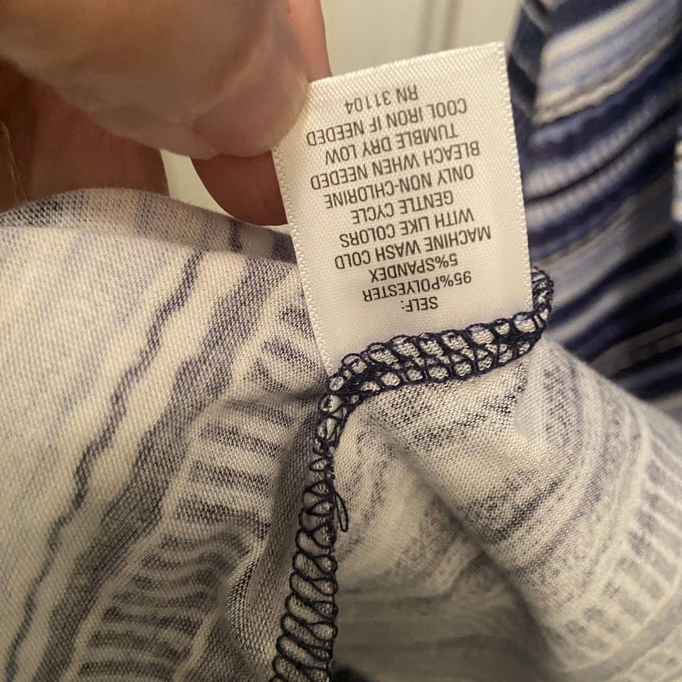 new directions talla 2x vestido sin mangas azul y blanco con dobladillo asimétrico Foto 4 de 4