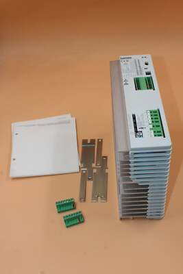 Lenze Frequenzumrichter 33.8203_E 230V 7,0A 1,5kW EVF8203-E TESTED NEUWERTIG Lenze Frequenzumrichter 33.8203_E 230V 7,0A 1,5kW EVF8203-E TESTED NEUWERTIG