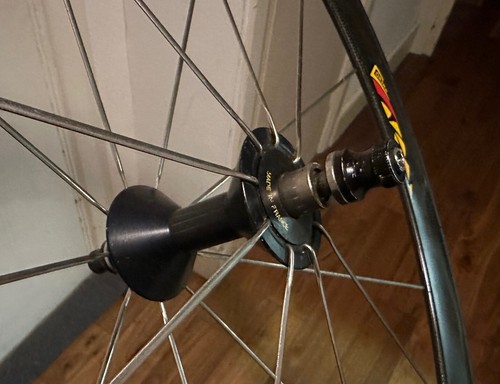 Vintage 90's CORIMA Aero 700c Carbon Front Wheel Composite Hub -Track TT - Fixed - Picture 4 of 4
