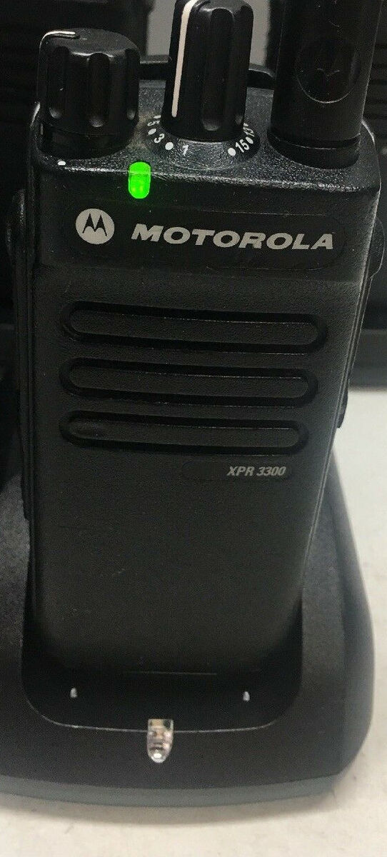 Motorola XPR3300 UHF 403-512mhz MotoTRBO digital radio Motorola XPR3300 UHF 403-512mhz MotoTRBO digital radio