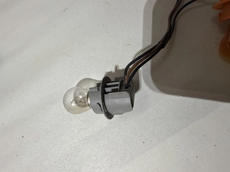 Arnés de cableado de luz trasera de pasajero derecho Chrysler Crossfire 2004-2008 OEM 05 06 07 Foto 2 de 4