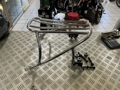 Porte bagage paquet pour selle monoplace harley Davidson street bob - Photo 1/4