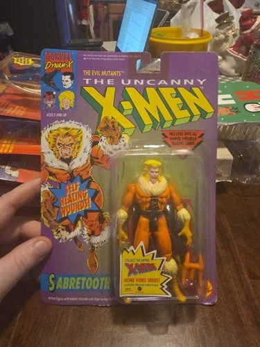 Marvel The Uncanny X-Men Sabretooth Toy Biz Action Figure Sealed 1992 VINTAGE