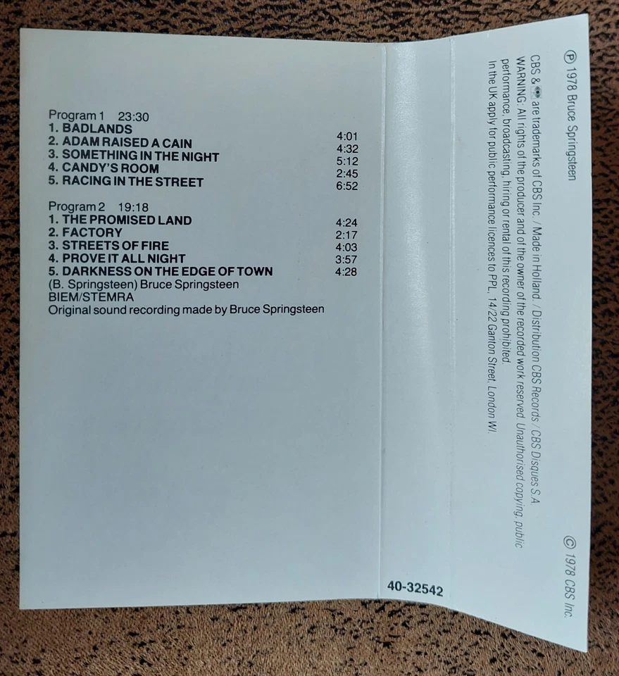 BRUCE SPRINGSTEEN CASSETTE (K7) AUDIO TAPE : Darkness on the edge of town - Photo 3/4