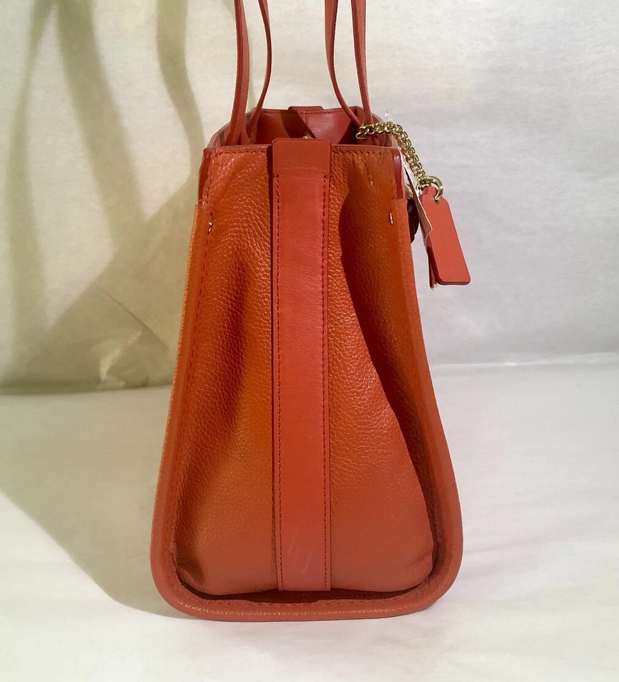 Bolso de Mano Coach Pequeño de Cuero Guijarro, Luz/Sandía Foto 4 de 4