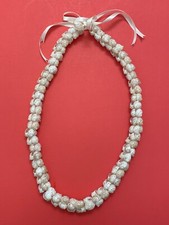 Hawaiian Spotted Moonshell Lei - 32" to 34"