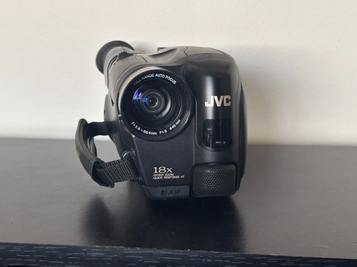 JVC VHS-C camcorder gr-ax220u - Picture 2 of 8