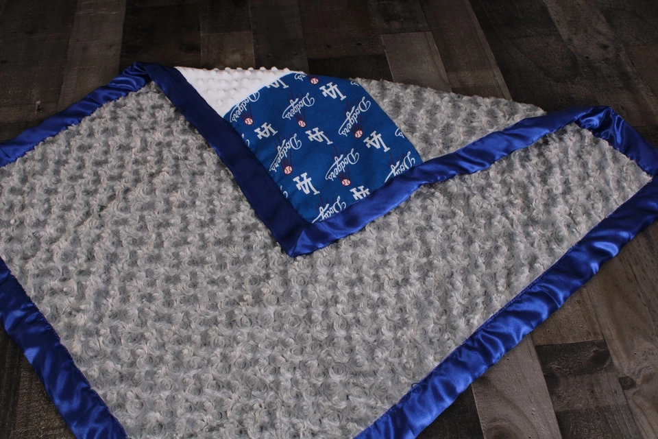 Cobertor de recepção Dodgers. Cobertor para quarto de bebê. Cobertor Dodgers. - Imagem 3 de 4