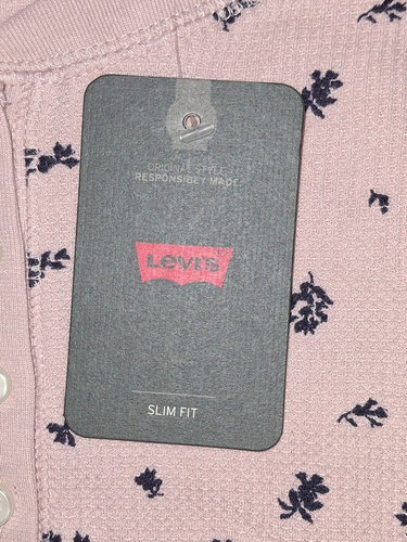 Levi's Women's Jakob Long Sleeve Waffle-Knit Henley Top - Picture 12 of 12