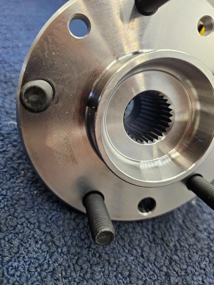 Conjunto de cojinete de rueda y buje Moog 513013 para Chevy Corvette 1984-1996 Foto 3 de 4