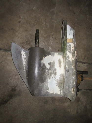 Johnson 60hp 2 Stroke Outboard 20" Lower Unit