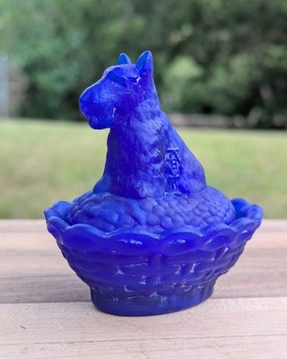 Boyd's Crystal Art Glass Scottie Salt OLYMPIC BLUE SATIN